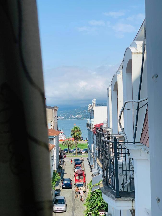 Hotel Port Altus Батуми Экстерьер фото